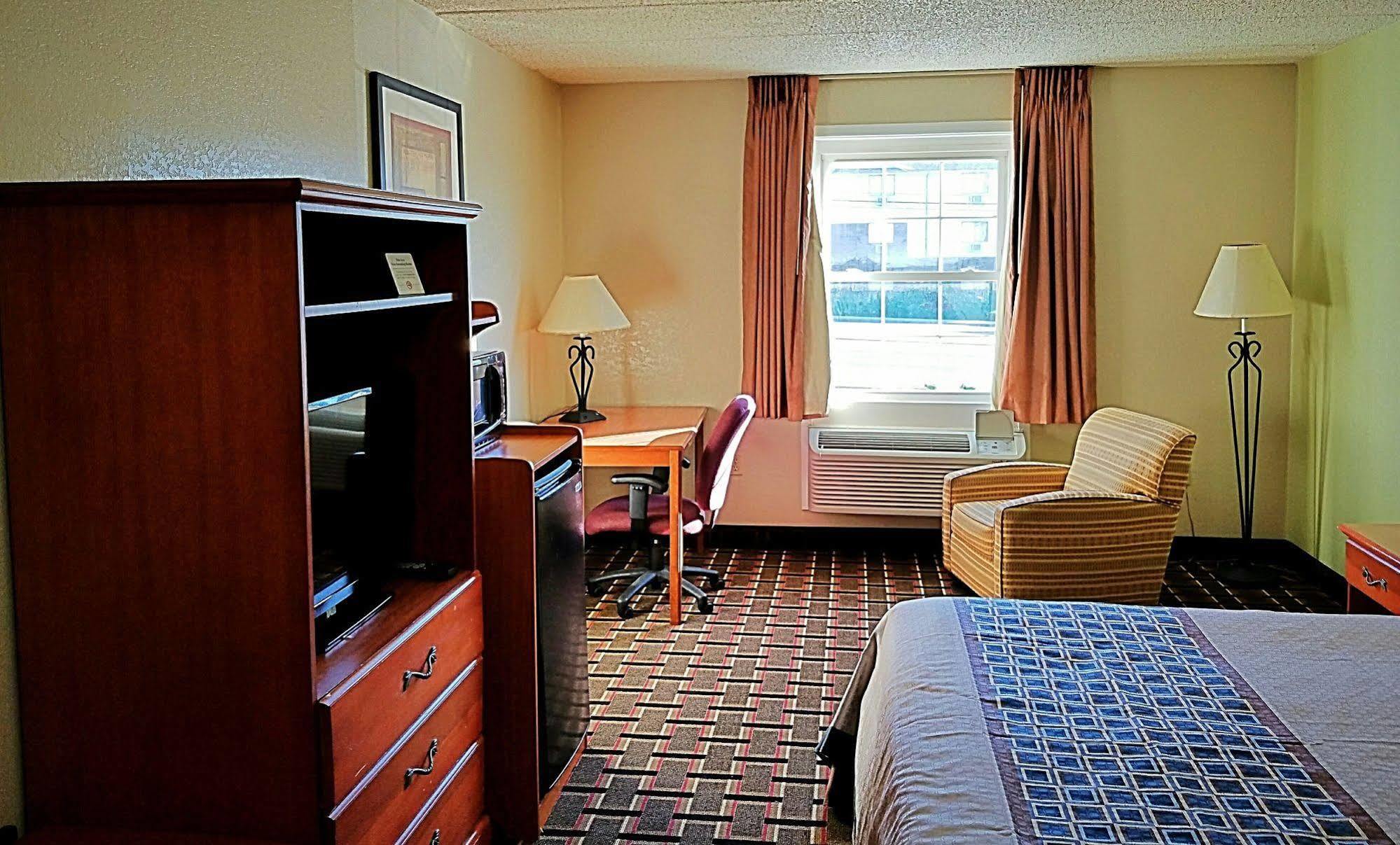 Knights Inn Richmond at W Broad St Henrico Exterior foto